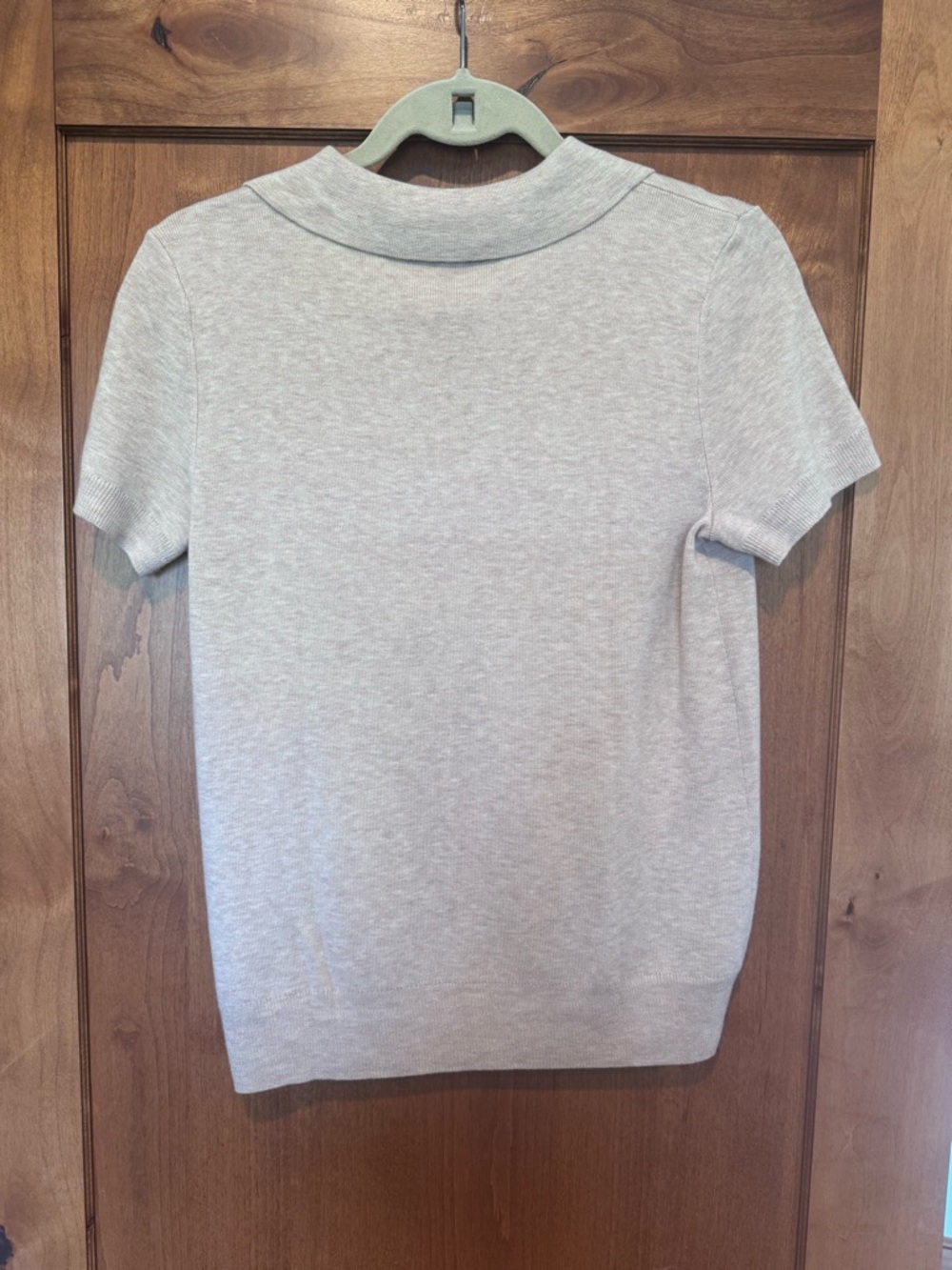 NWT Classic V-Neck Polo Knit Top in Beige - Picture 4 of 5